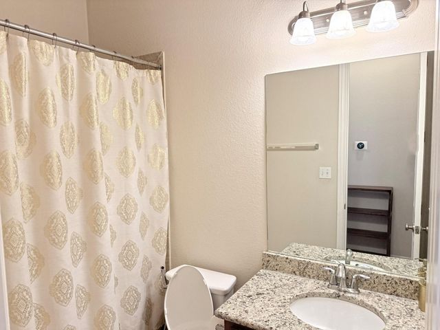 100 Orvieto CV, Liberty Hill, TX 78642