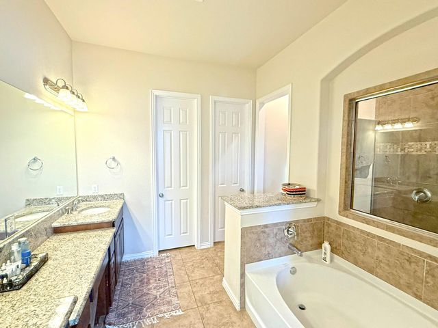 100 Orvieto CV, Liberty Hill, TX 78642