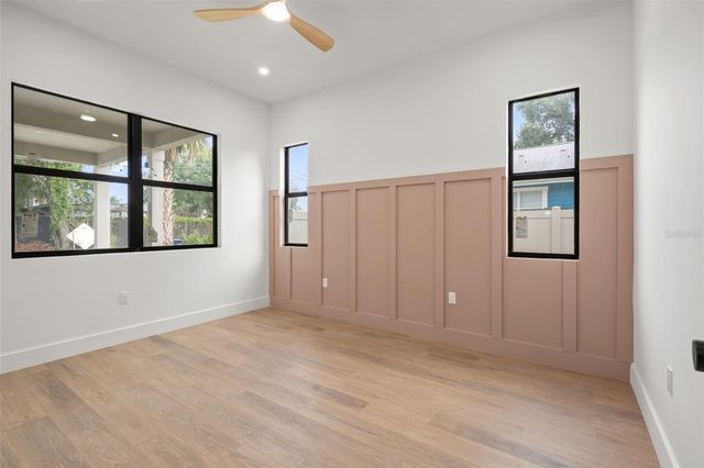 5203 N 9TH STREET, Tampa, FL 33603
