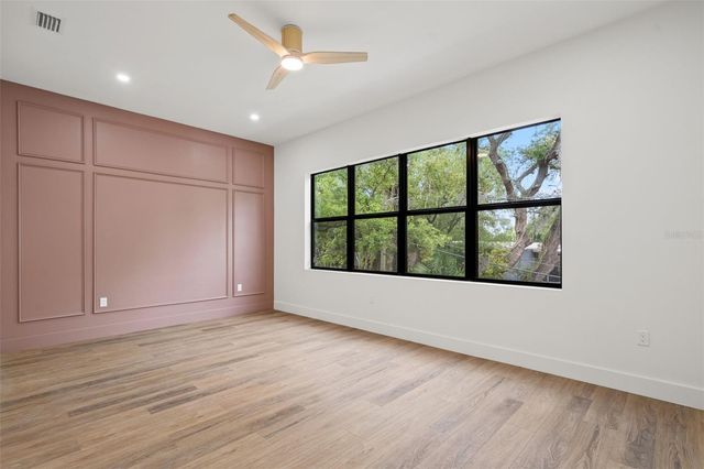 5203 N 9TH STREET, Tampa, FL 33603