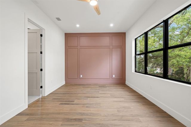 5203 N 9TH STREET, Tampa, FL 33603