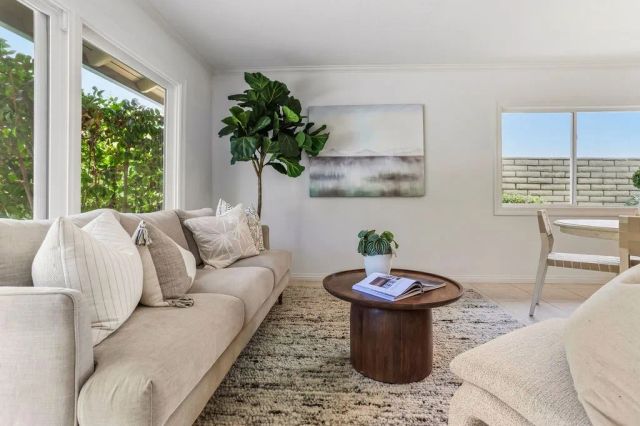 2855 N Shady Glen, Orange, CA 92867