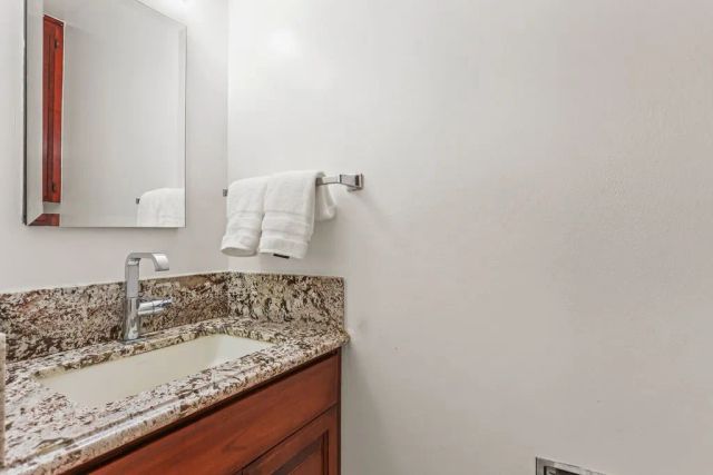 2855 N Shady Glen, Orange, CA 92867