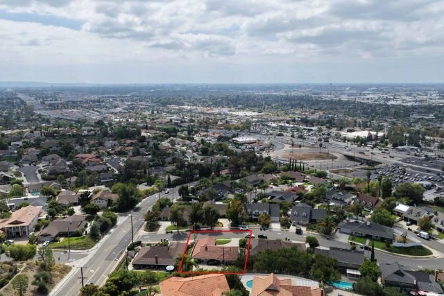 2855 N Shady Glen, Orange, CA 92867