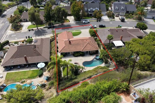 2855 N Shady Glen, Orange, CA 92867
