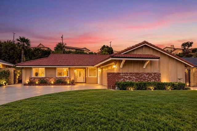 2855 N Shady Glen, Orange, CA 92867