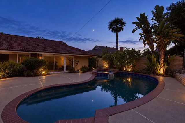 2855 N Shady Glen, Orange, CA 92867