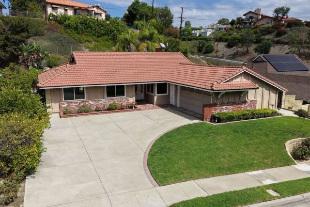 2855 N Shady Glen, Orange, CA 92867