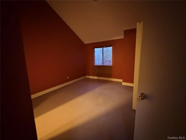 6 Brookridge Road, New Rochelle, NY 10804