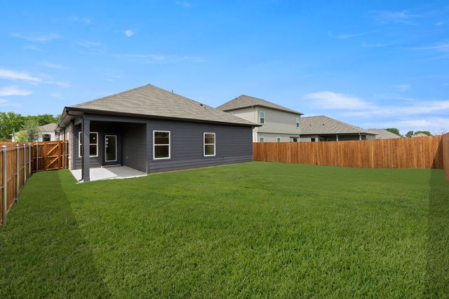 1221 Anderson Drive, Trenton, TX 75490