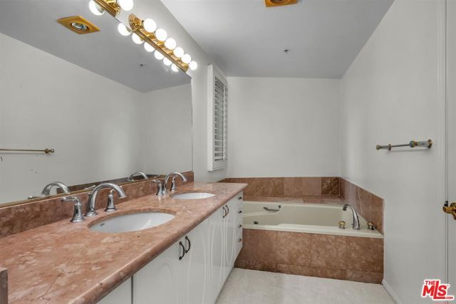 15510 W Sunset Boulevard 304, Los Angeles, CA 90272