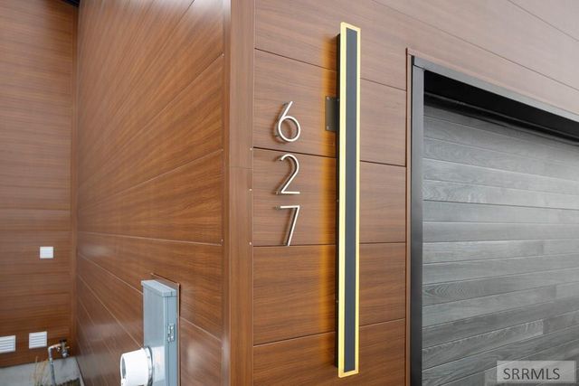 627 S Hidden Valley Road, Rexburg, ID 83440