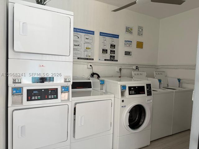 1735 NE 164th St E104, North Miami Beach, FL 33162