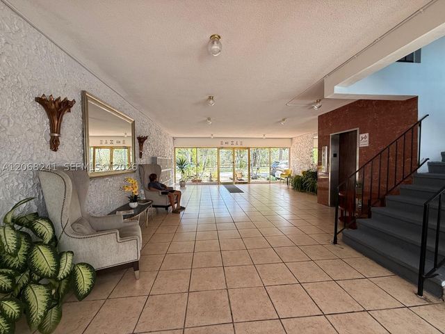 1735 NE 164th St E104, North Miami Beach, FL 33162