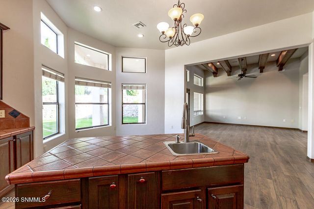 3522 Omaha Court, Las Cruces, NM 88005