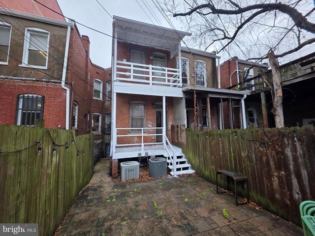 1210 PENNSYLVANIA AVE SE, Washington, DC 20003