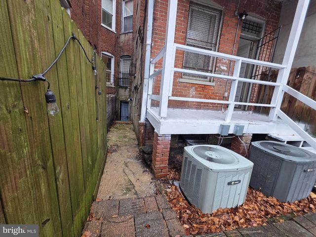 1210 PENNSYLVANIA AVE SE, Washington, DC 20003