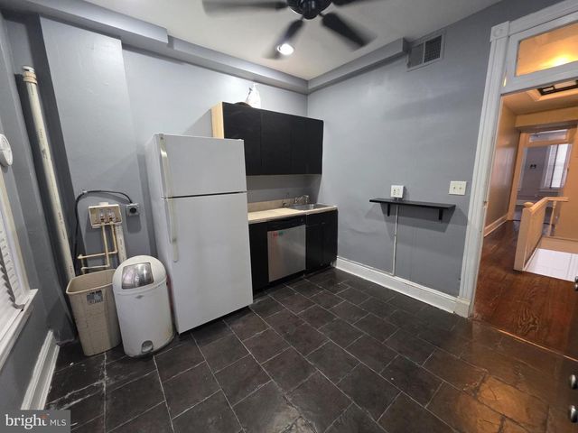 1210 PENNSYLVANIA AVE SE, Washington, DC 20003