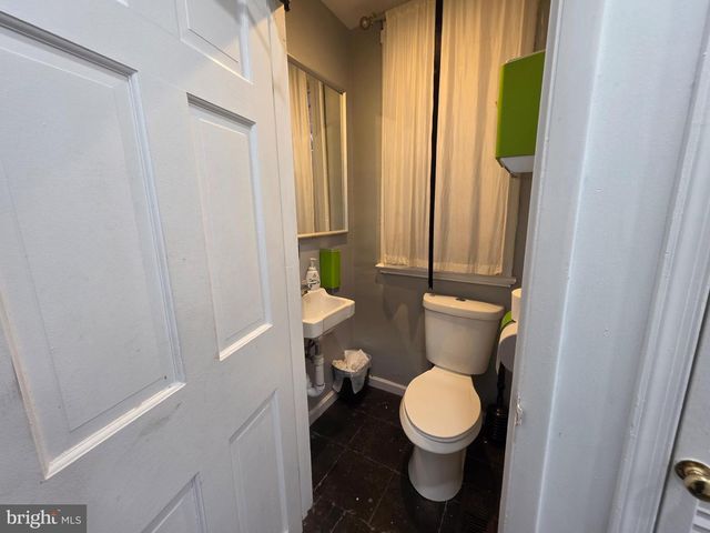 1210 PENNSYLVANIA AVE SE, Washington, DC 20003