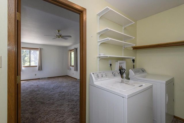 4655 Woodland DRIVE, Greenfield, WI 53220