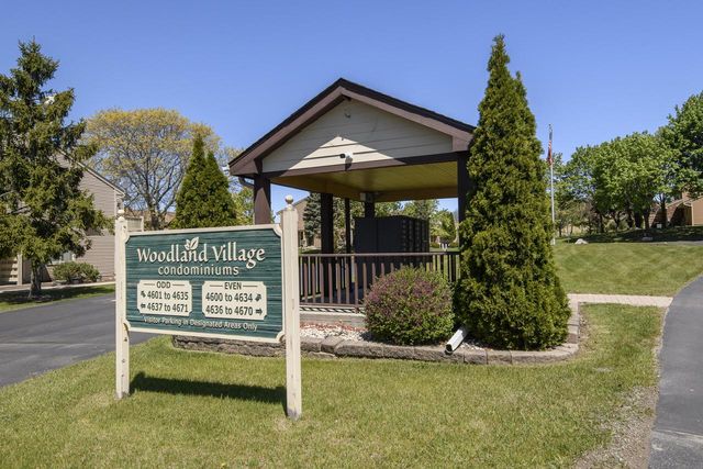 4655 Woodland DRIVE, Greenfield, WI 53220
