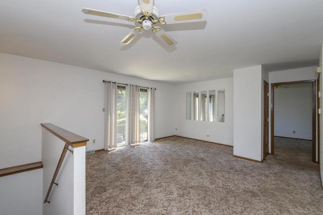 4655 Woodland DRIVE, Greenfield, WI 53220