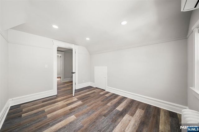 332 Allaire Avenue, Leonia, NJ 07605