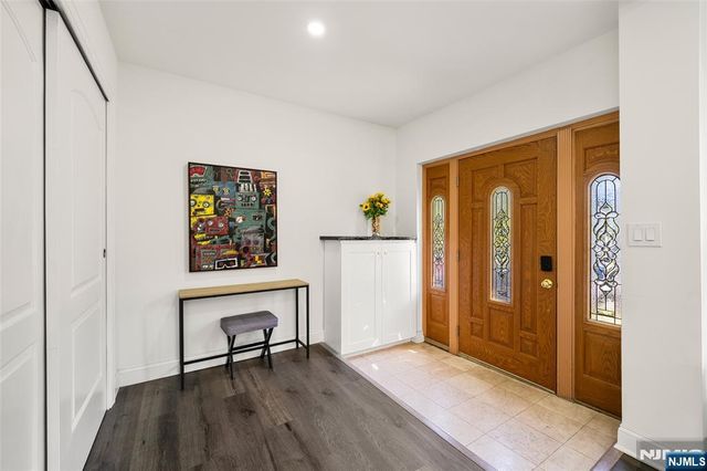 332 Allaire Avenue, Leonia, NJ 07605