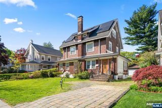 332 Allaire Avenue, Leonia, NJ 07605