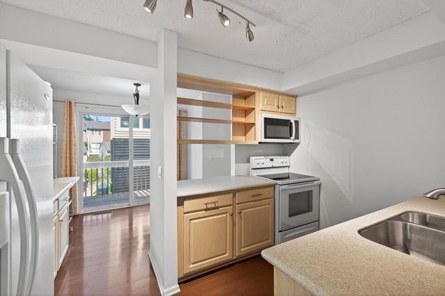 7631 Harold Avenue, Golden Valley, MN 55427