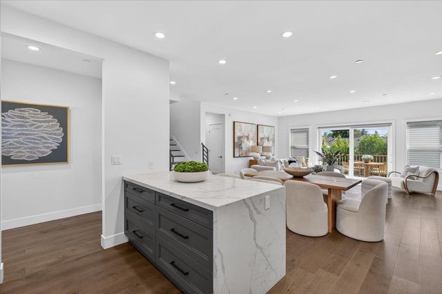 10200 Empire Avenue, Cupertino, CA 95014