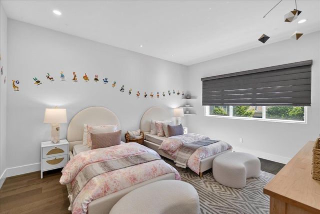 10200 Empire Avenue, Cupertino, CA 95014