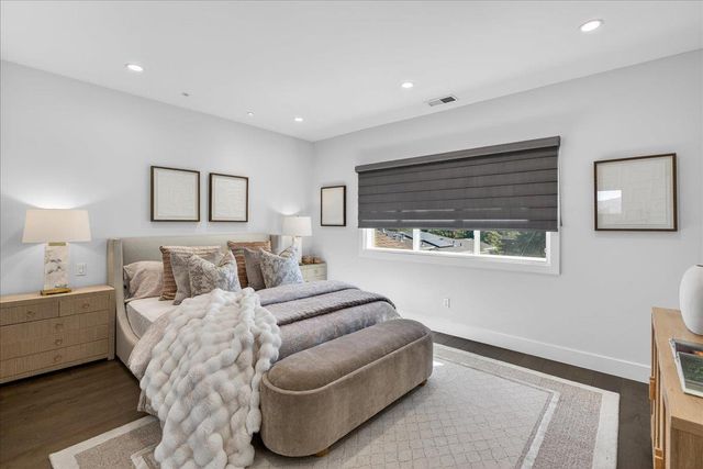 10200 Empire Avenue, Cupertino, CA 95014