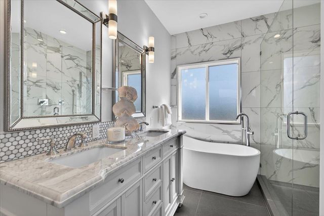 10200 Empire Avenue, Cupertino, CA 95014