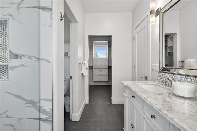 10200 Empire Avenue, Cupertino, CA 95014