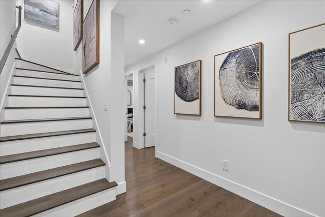 10200 Empire Avenue, Cupertino, CA 95014