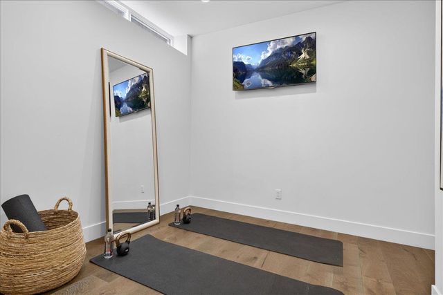 10200 Empire Avenue, Cupertino, CA 95014