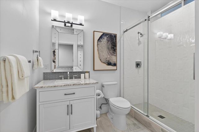 10200 Empire Avenue, Cupertino, CA 95014