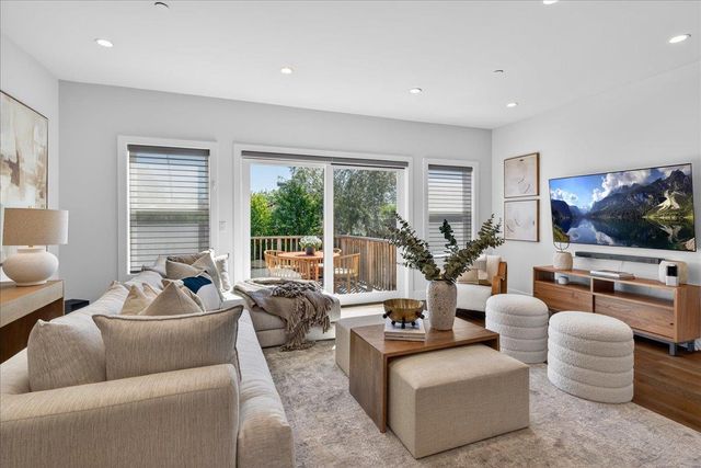 10200 Empire Avenue, Cupertino, CA 95014