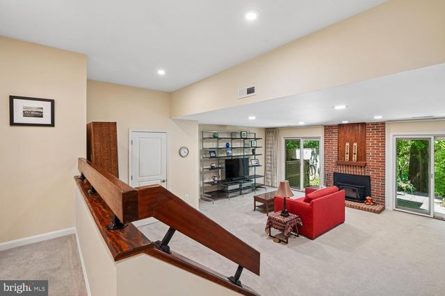7529 BRADLEY BLVD, Bethesda, MD 20817