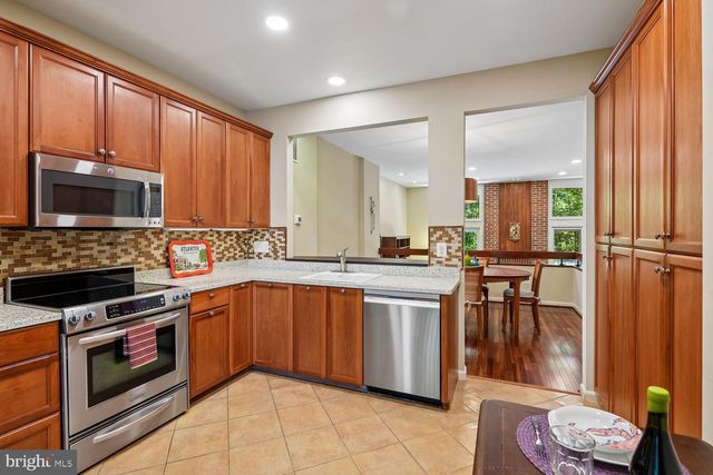 7529 BRADLEY BLVD, Bethesda, MD 20817