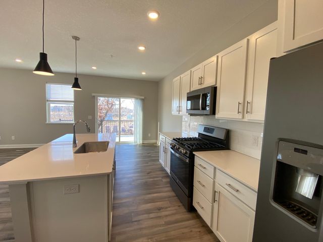 206 Jean Avenue N, Lake Elmo, MN 55042