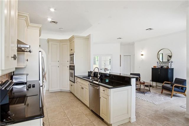 201 San Mateo DR, Bonita Springs, FL 34134