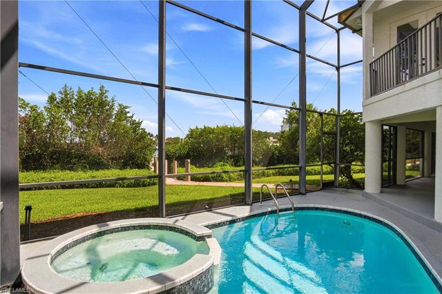201 San Mateo DR, Bonita Springs, FL 34134