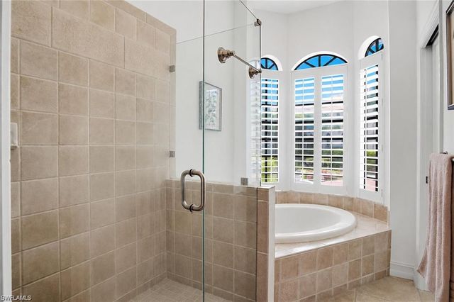 201 San Mateo DR, Bonita Springs, FL 34134