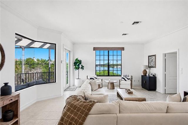 201 San Mateo DR, Bonita Springs, FL 34134
