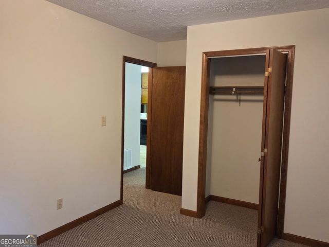 8437 Pineland Drive, Jonesboro, GA 30238