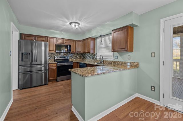 10737 Osprey Drive, Charlotte, NC 28226