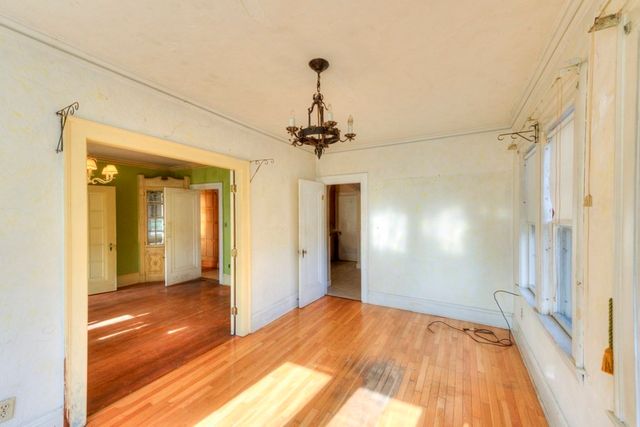 24 Hadwen Road, Worcester, MA 01602