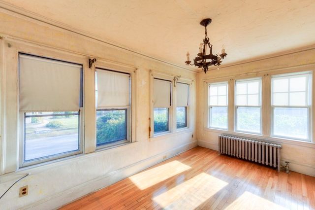 24 Hadwen Road, Worcester, MA 01602